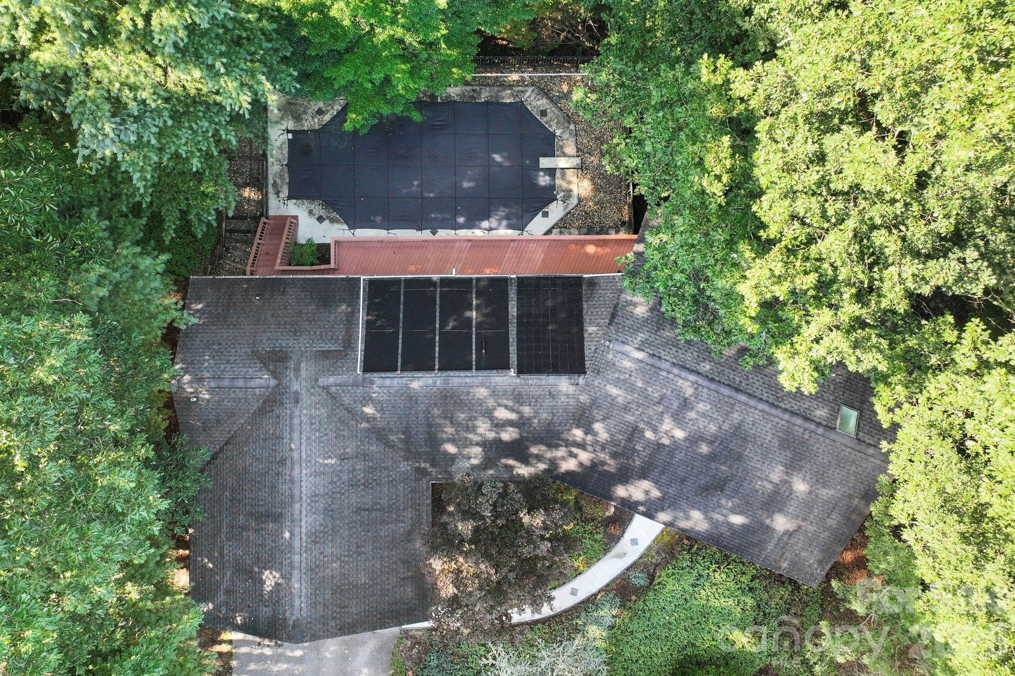 18 E Rosewood Trail — Hendersonville