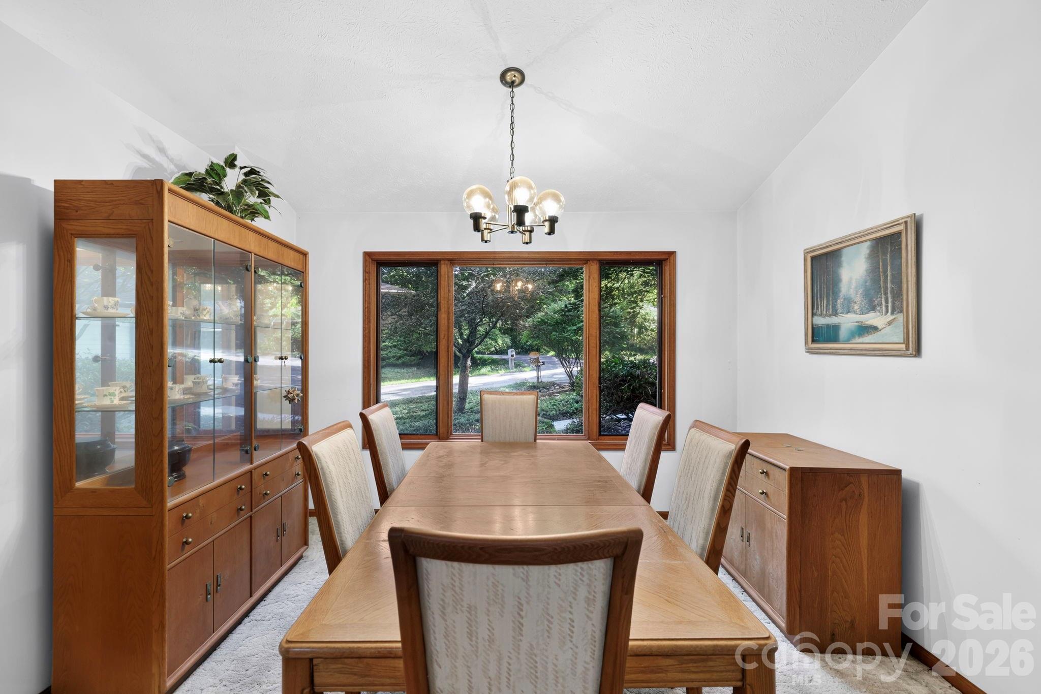 18 E Rosewood Trail — Hendersonville