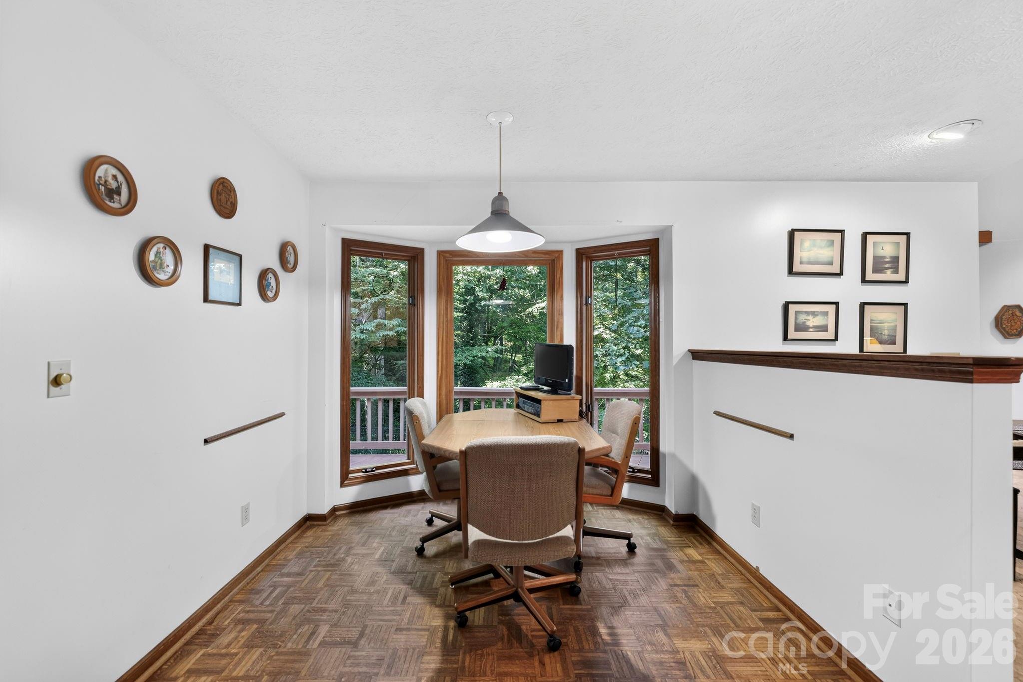 18 E Rosewood Trail — Hendersonville