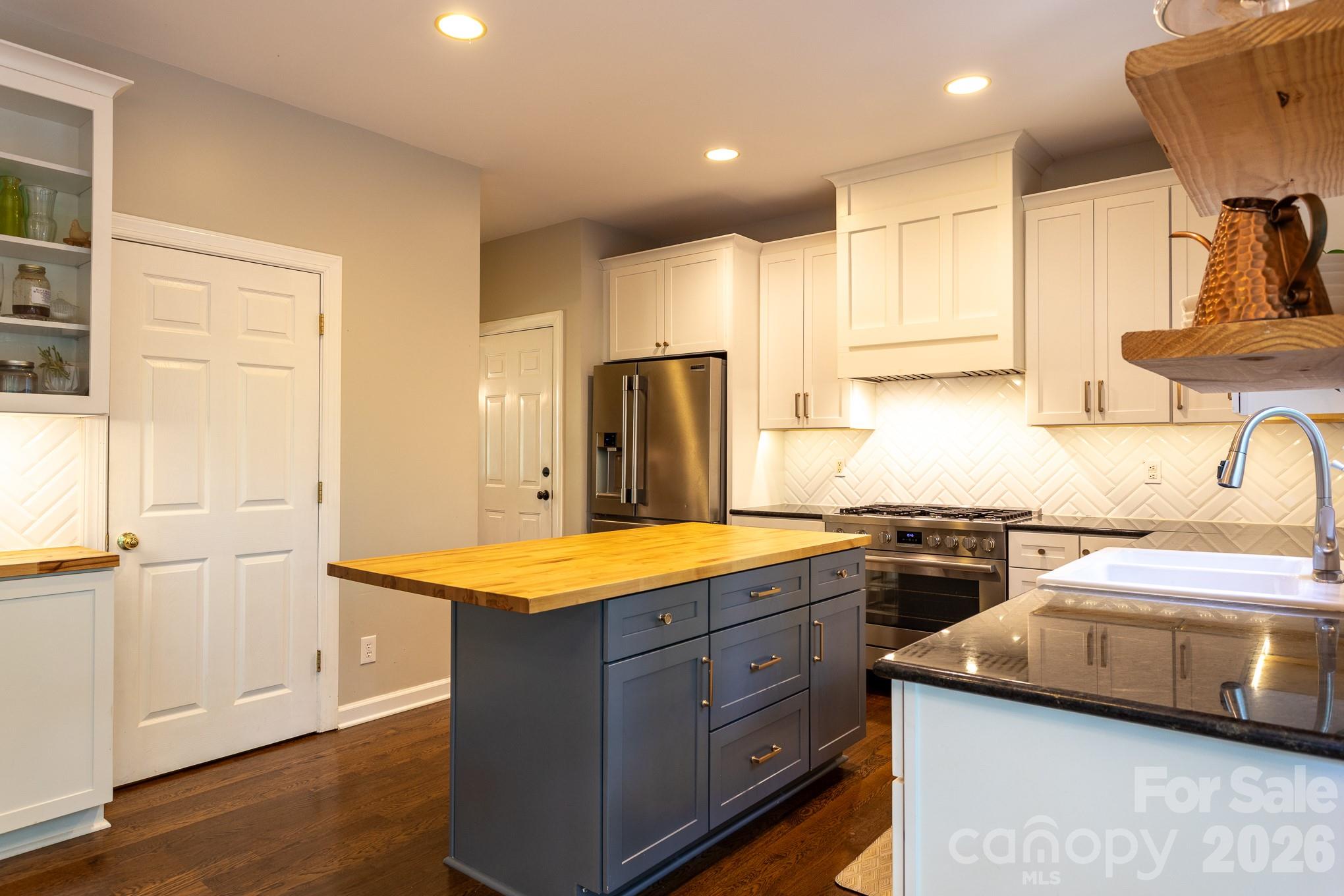 8907 Magnolia Estates Drive — Cornelius