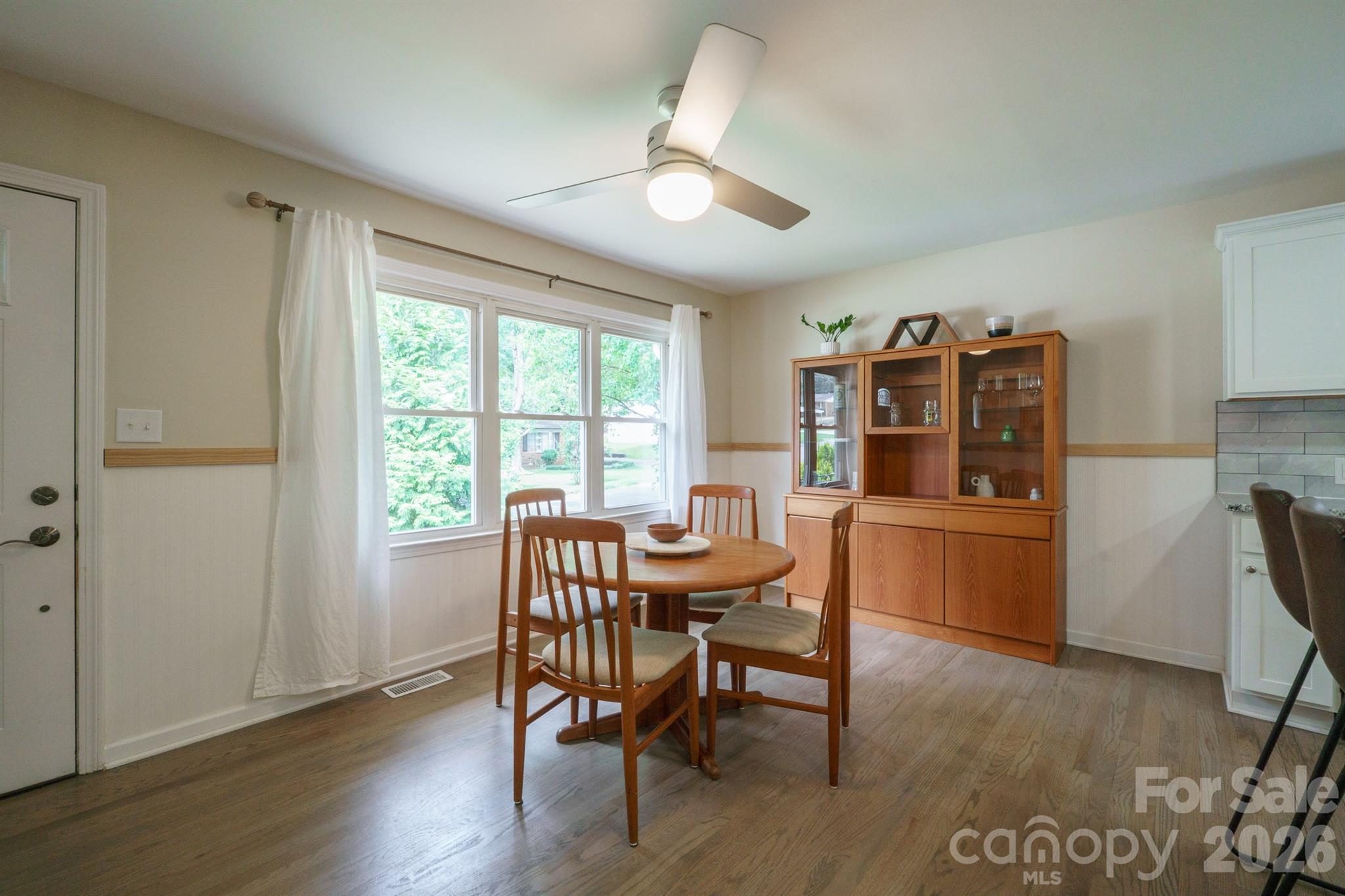 200 Point Circle — Belmont