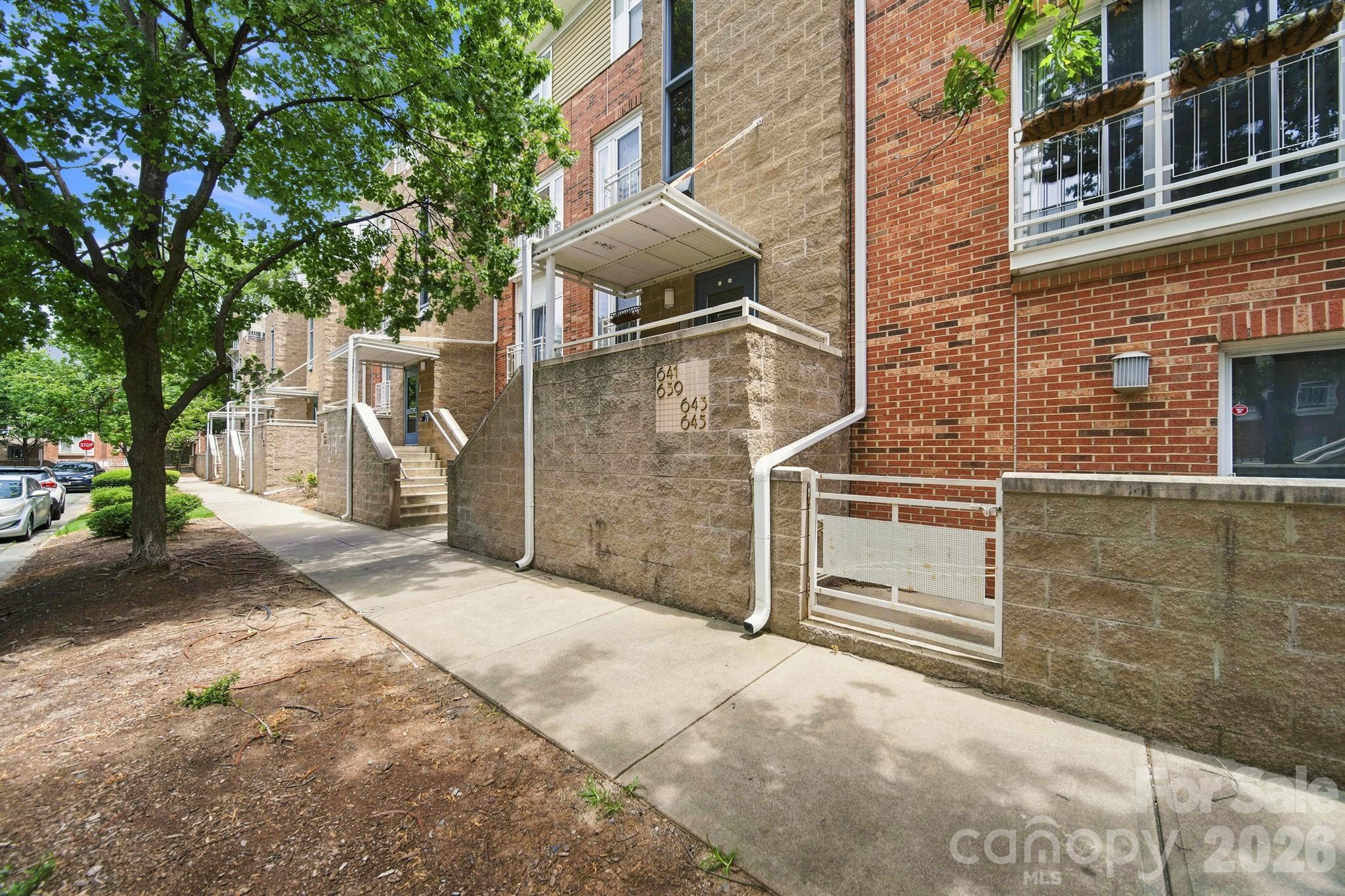 643 Raphael Place — Charlotte