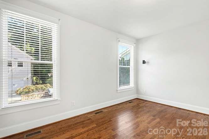 163 N Canterbury Road — Charlotte