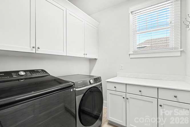 163 N Canterbury Road — Charlotte
