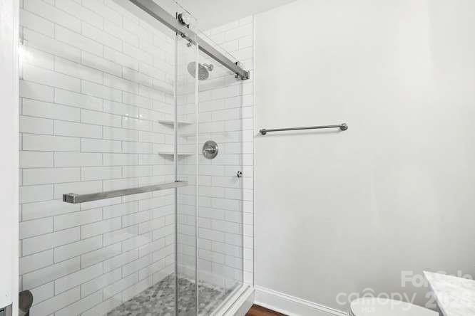 163 N Canterbury Road — Charlotte