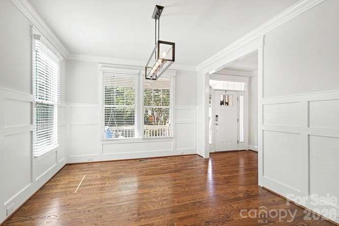 163 N Canterbury Road — Charlotte