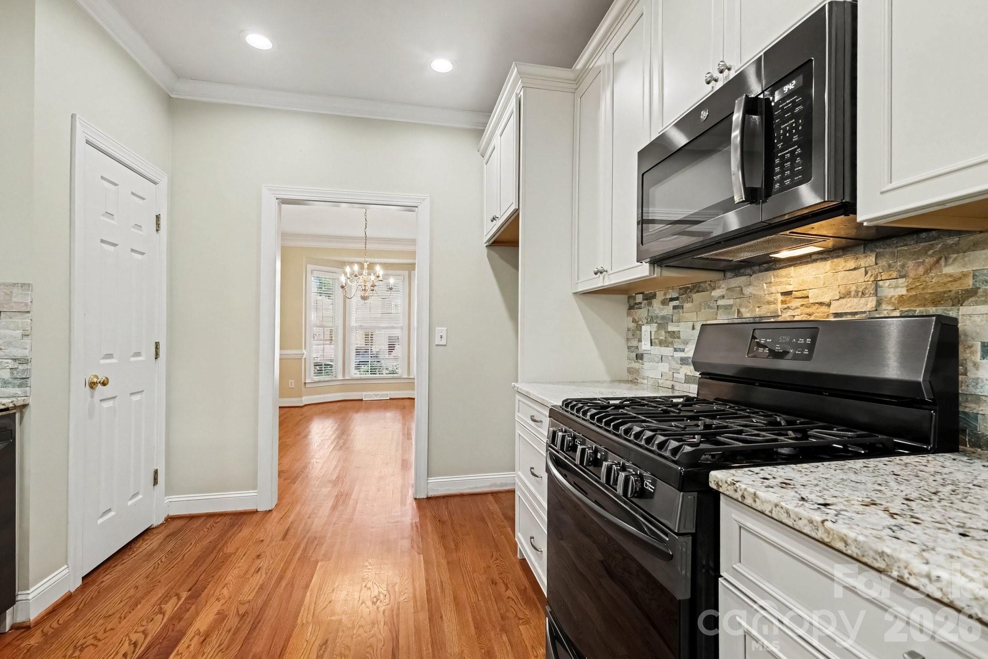 4003 Country Oaks Drive — Waxhaw