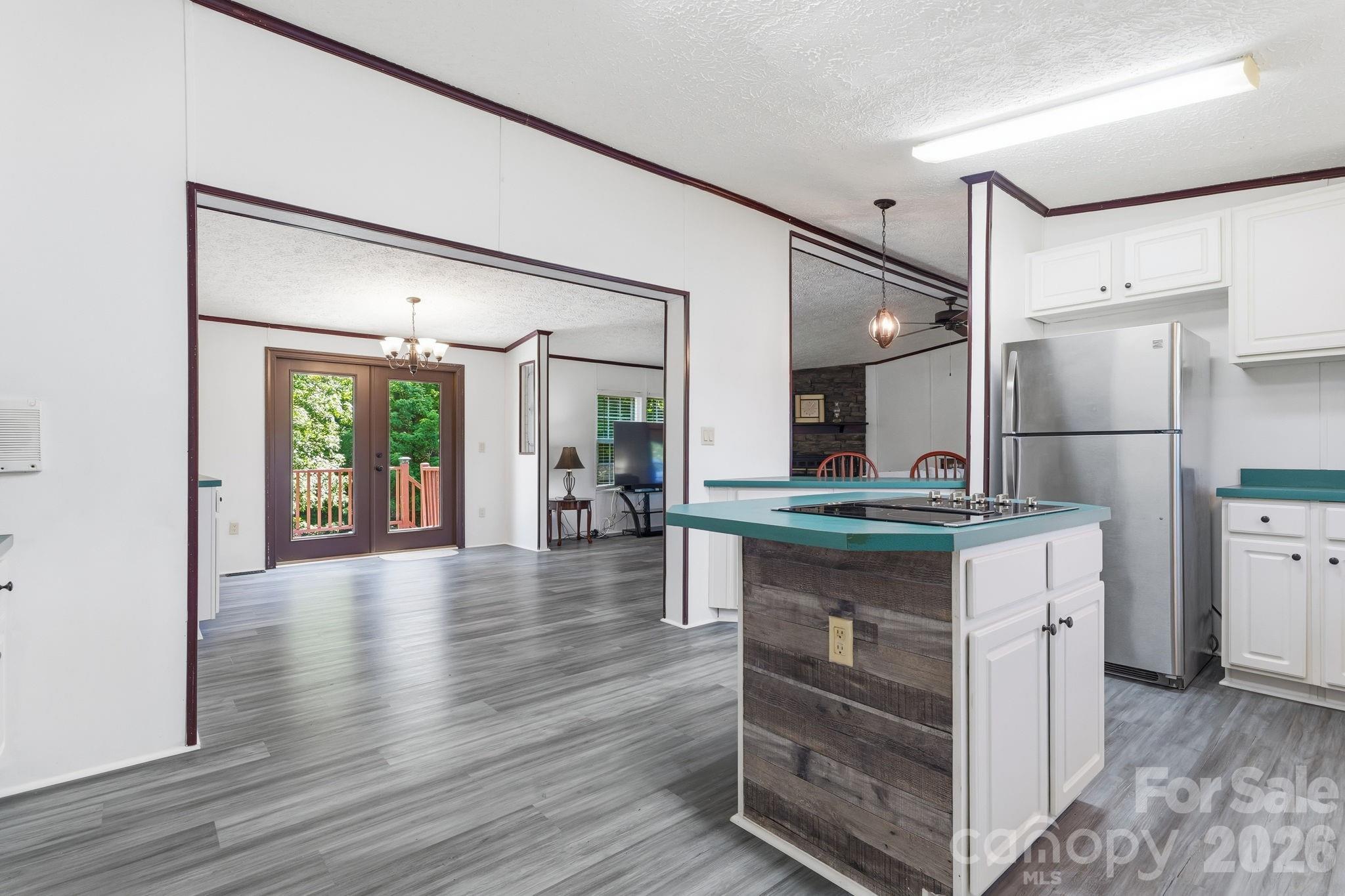 3307 Baltimore Road — East Bend