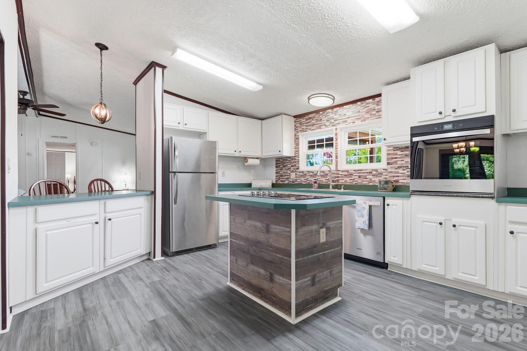 3307 Baltimore Road — East Bend