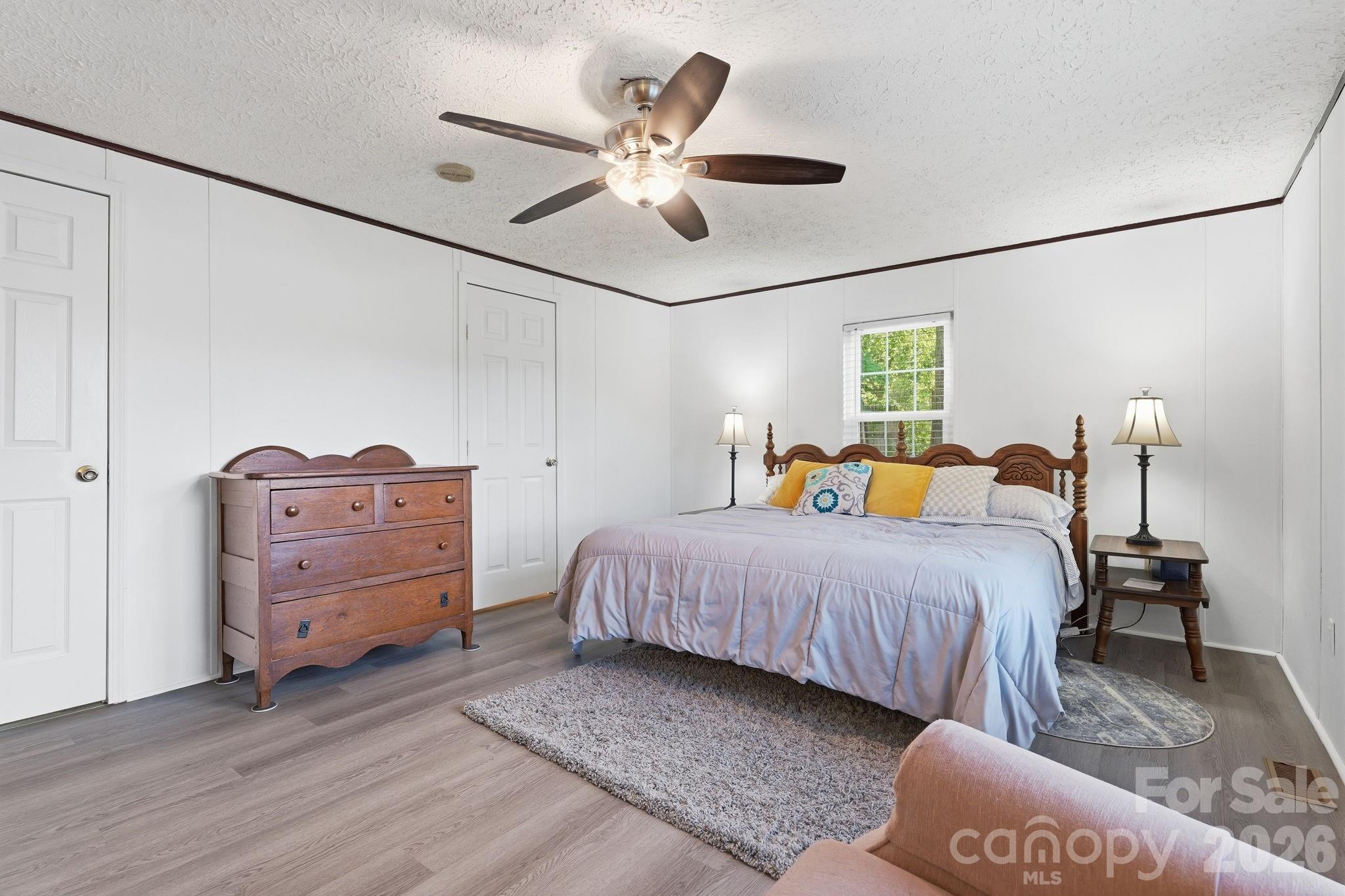 3307 Baltimore Road — East Bend