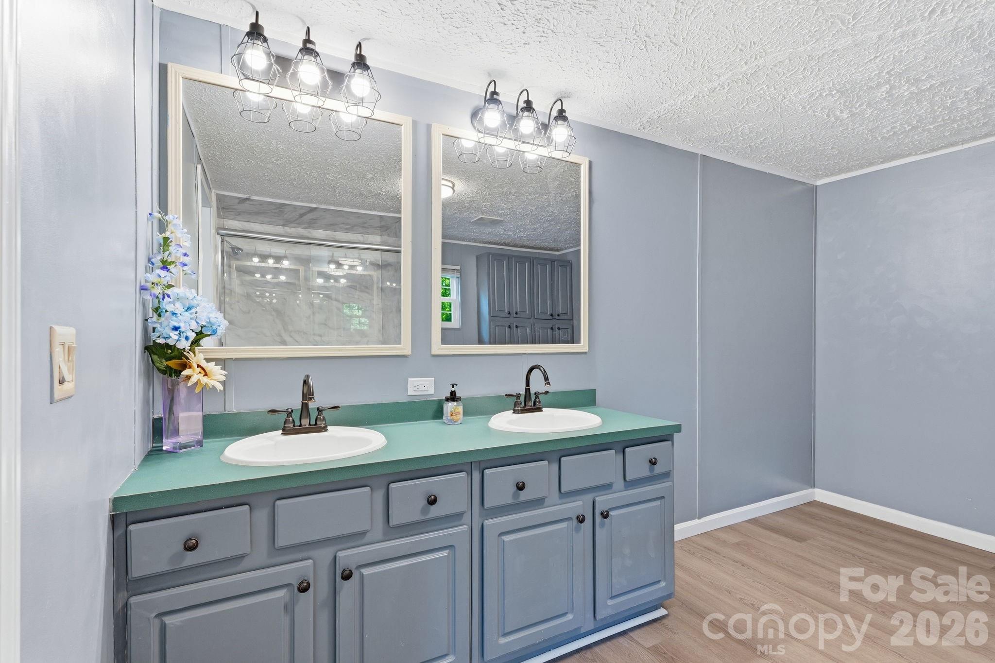 3307 Baltimore Road — East Bend