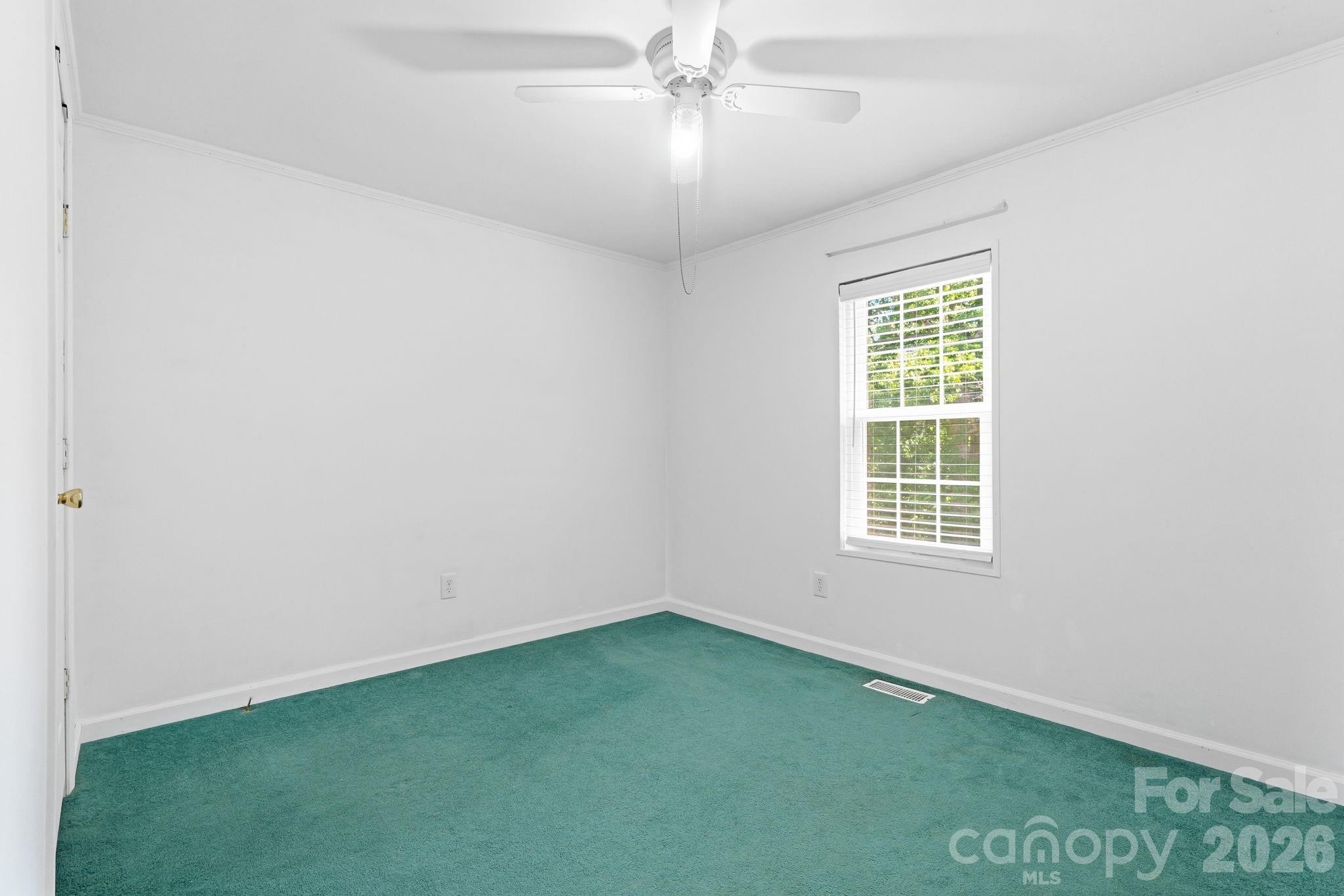 3307 Baltimore Road — East Bend