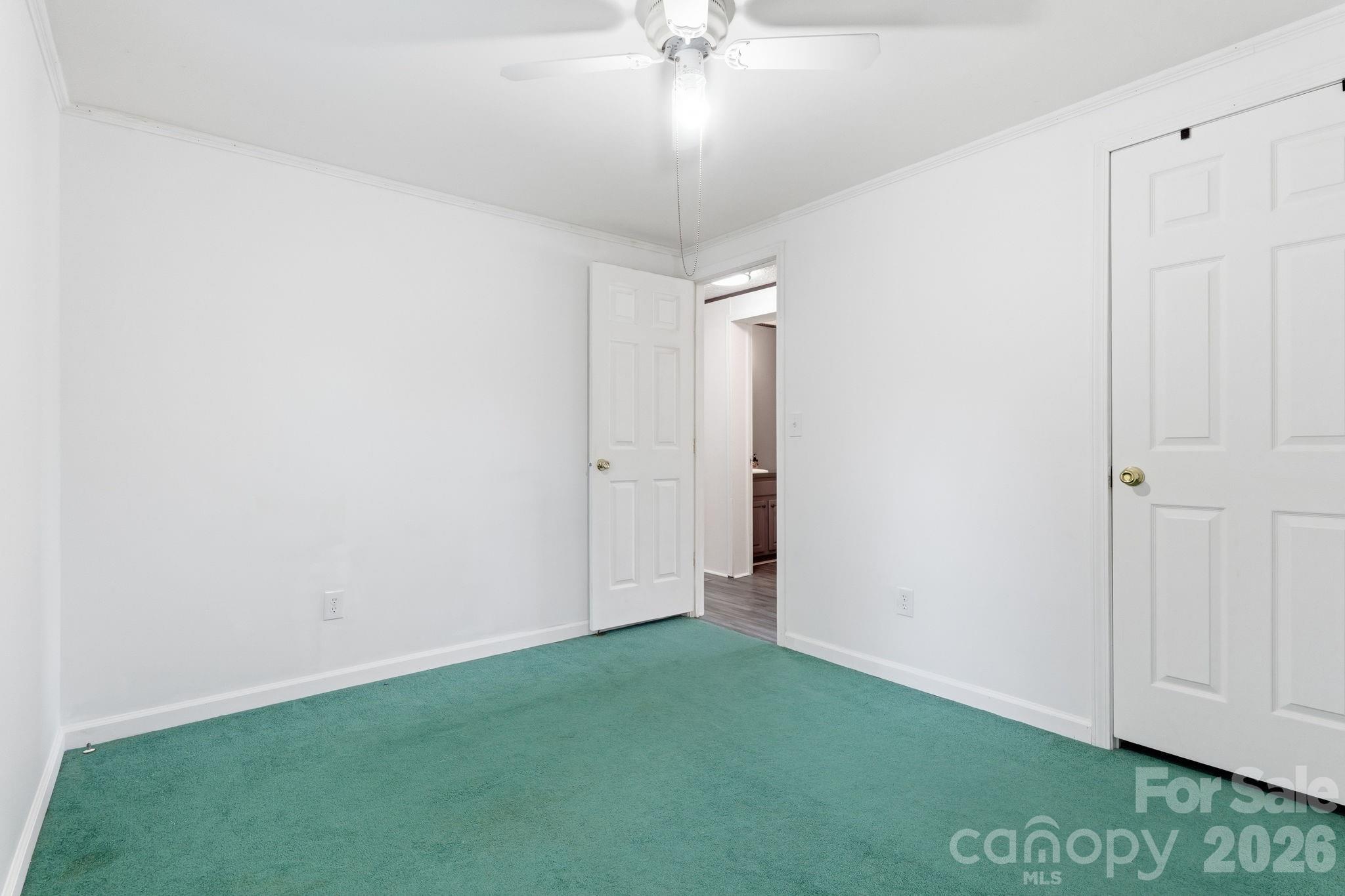 3307 Baltimore Road — East Bend