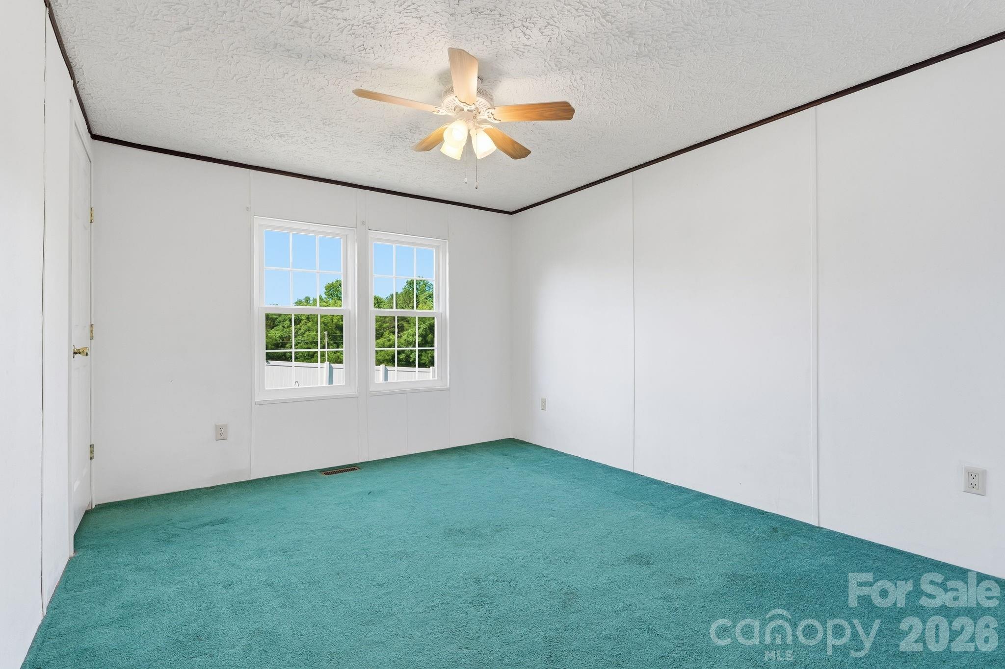3307 Baltimore Road — East Bend
