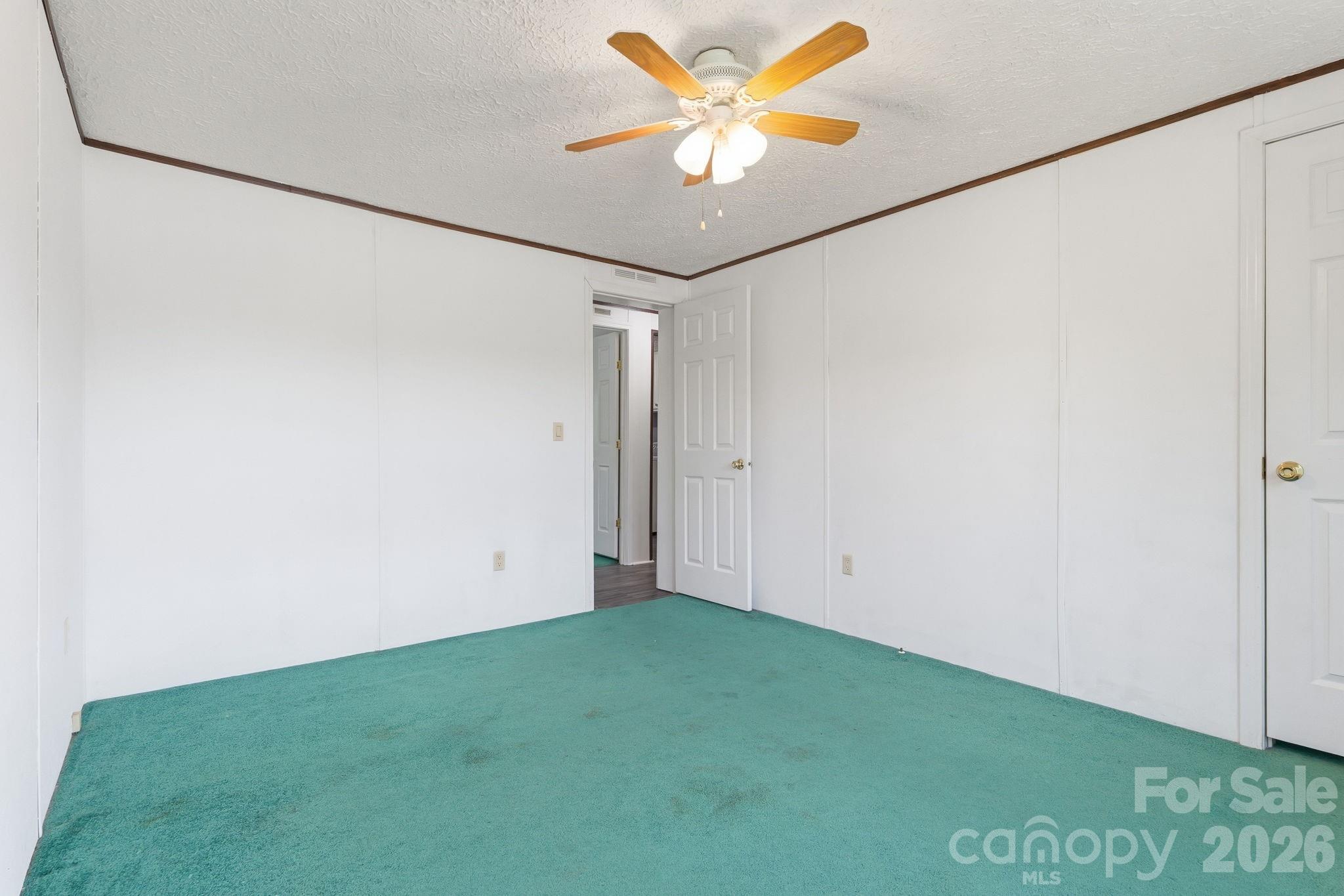 3307 Baltimore Road — East Bend