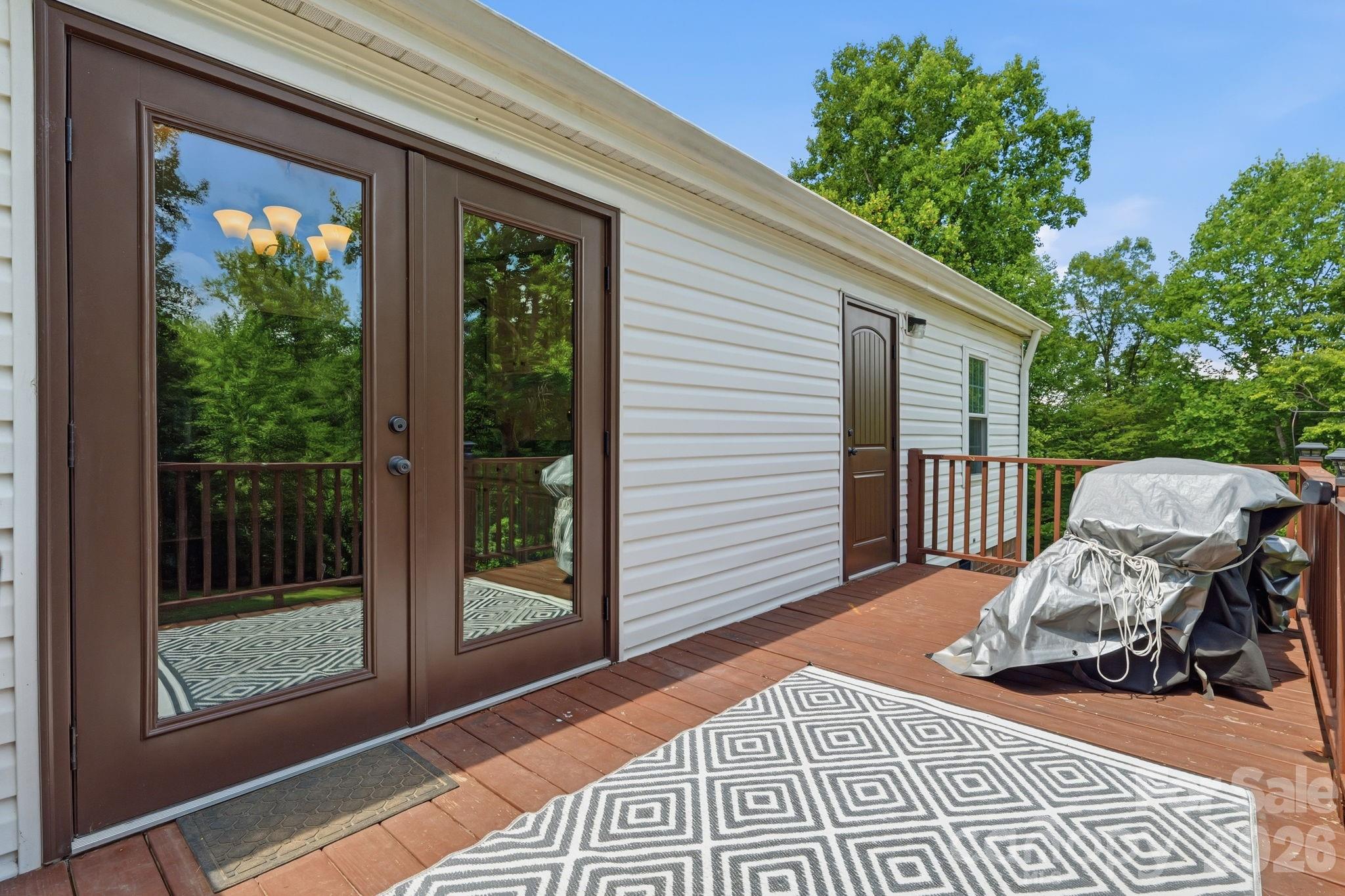 3307 Baltimore Road — East Bend