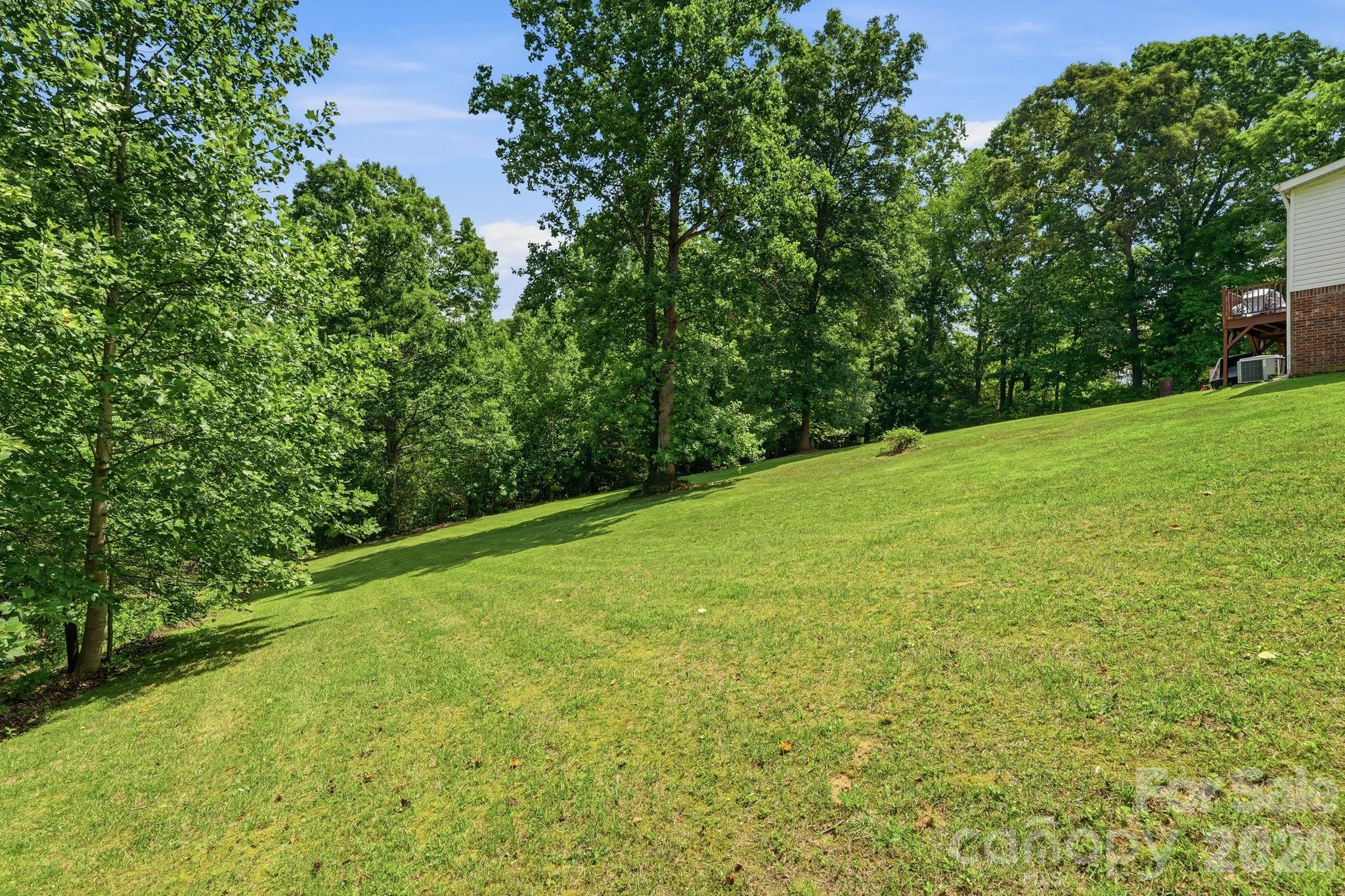 3307 Baltimore Road — East Bend