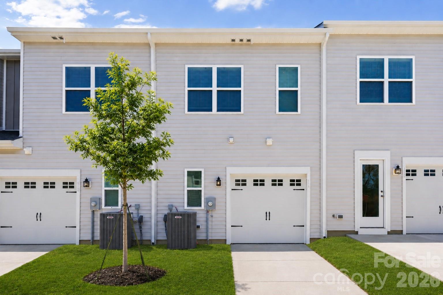 5114 Orchardview Way — Charlotte