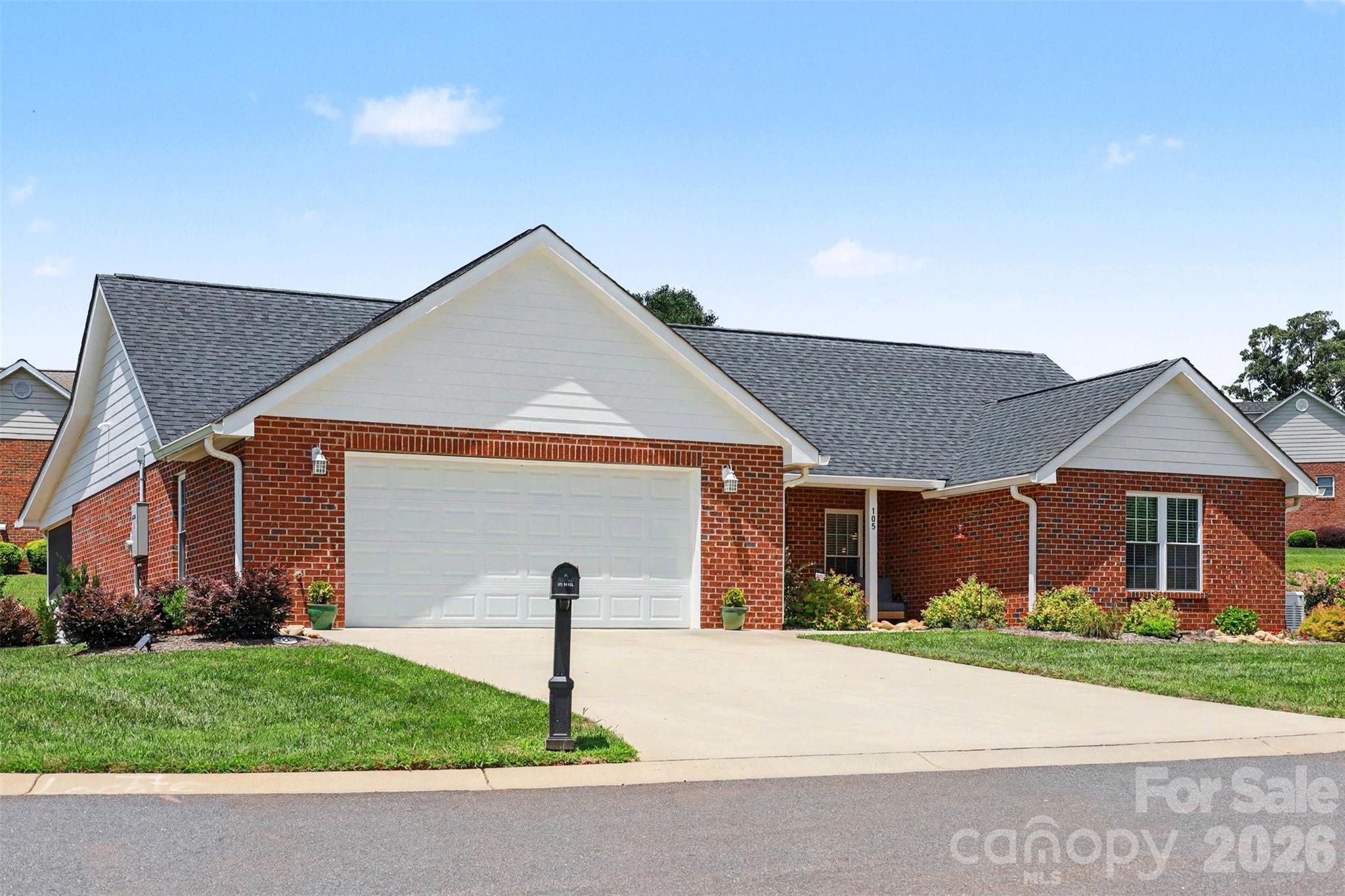 105 Kingston Place — Spindale