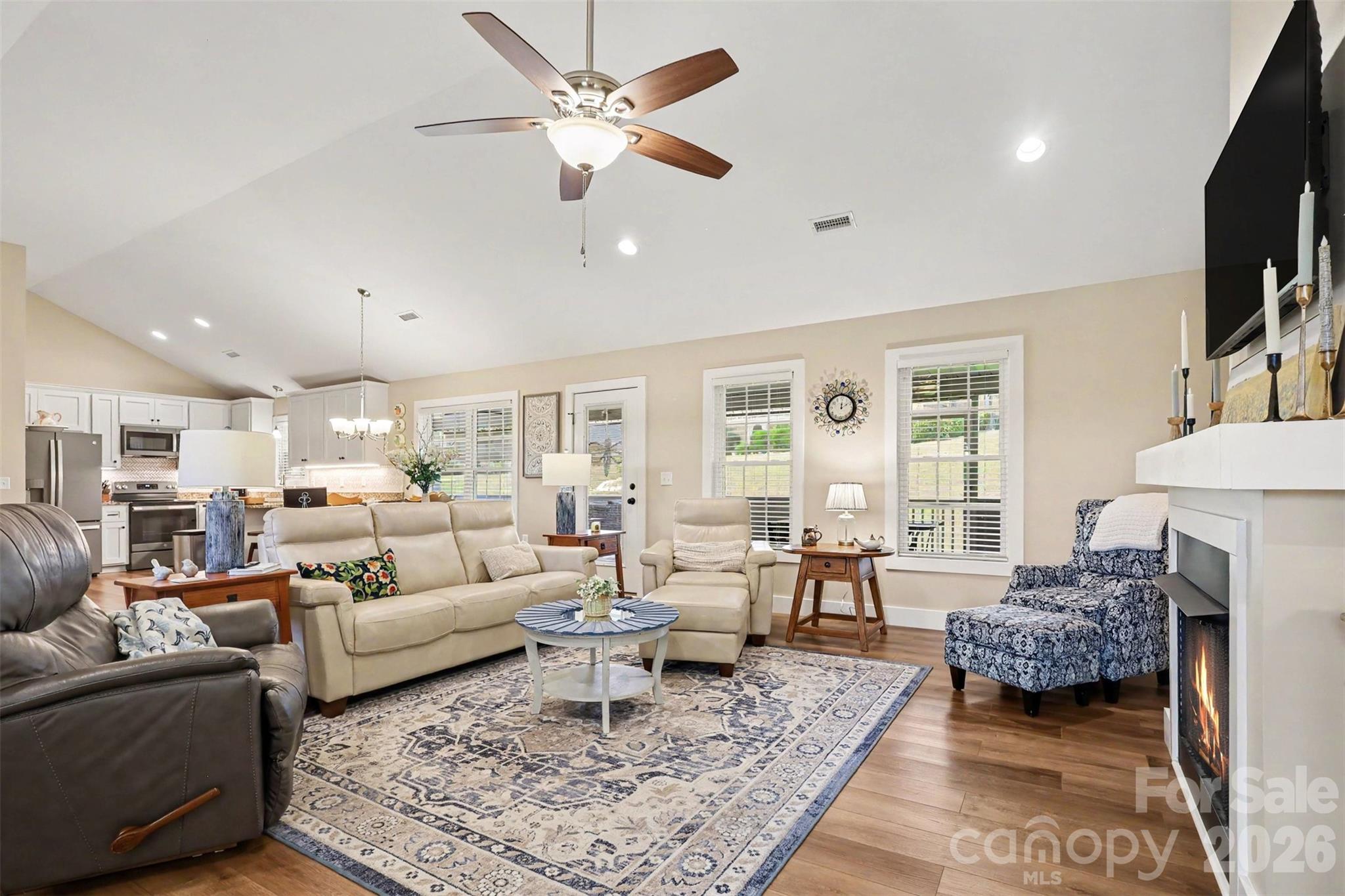 105 Kingston Place — Spindale