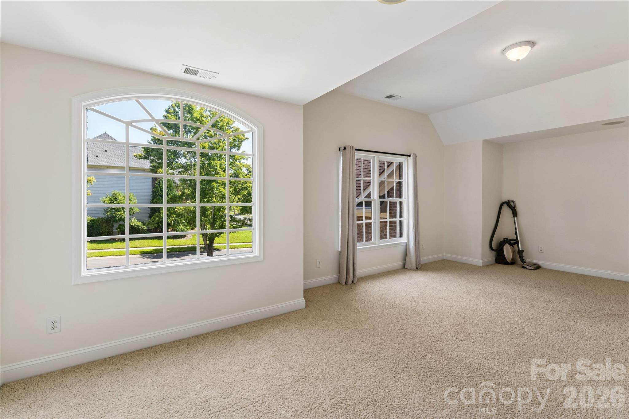 11338 Canoe Cove Lane — Huntersville
