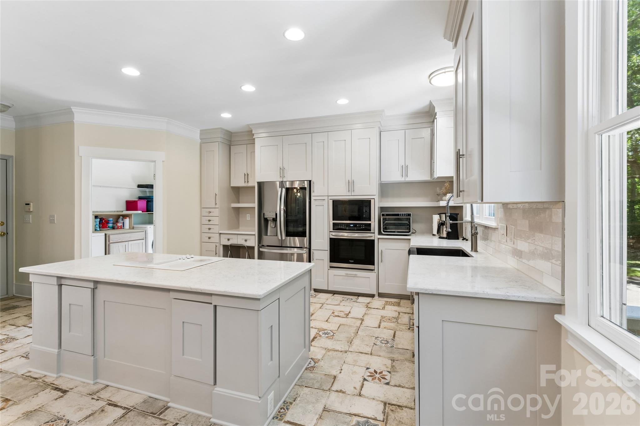 11338 Canoe Cove Lane — Huntersville