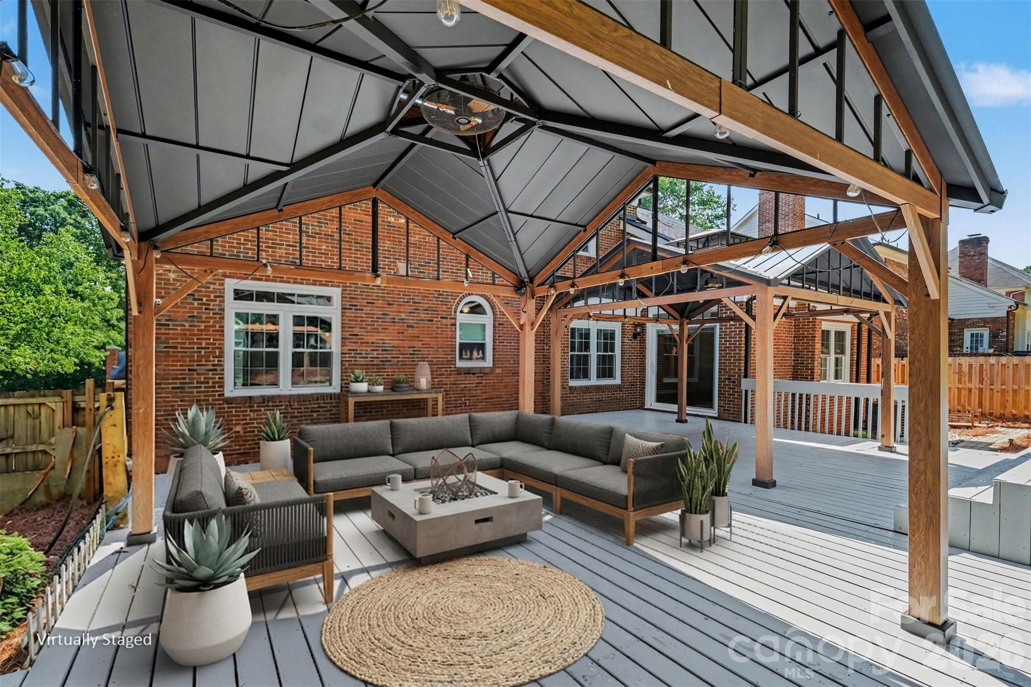 4112 Deerfield Drive NW — Concord