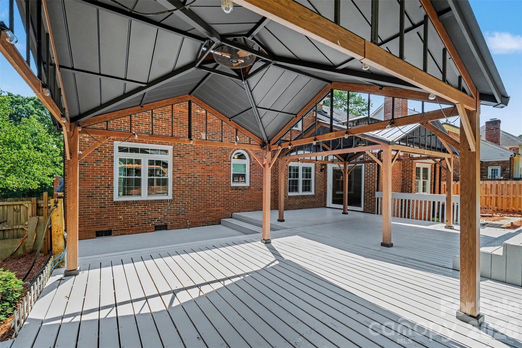 4112 Deerfield Drive NW — Concord