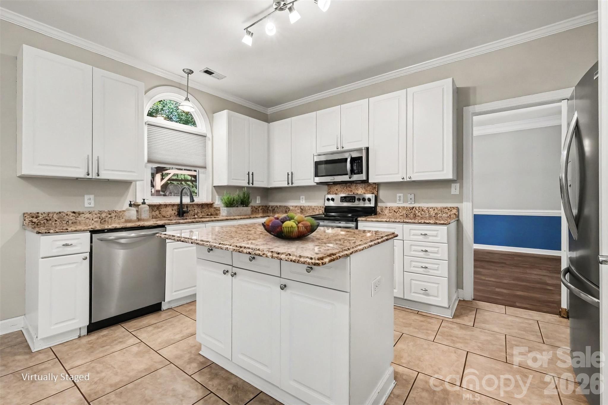 4112 Deerfield Drive NW — Concord