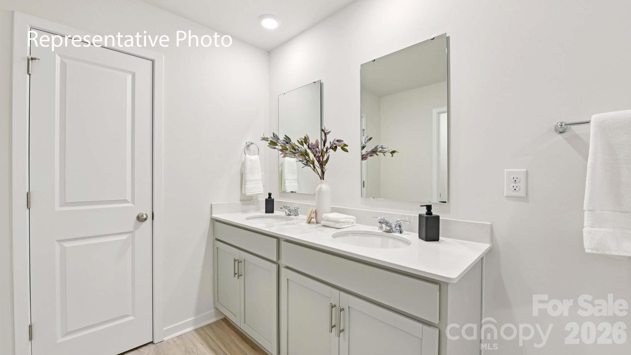 676 13th Avenue Drive NE — Hickory