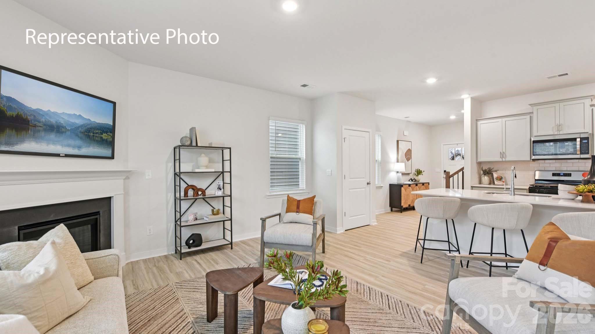 676 13th Avenue Drive NE — Hickory