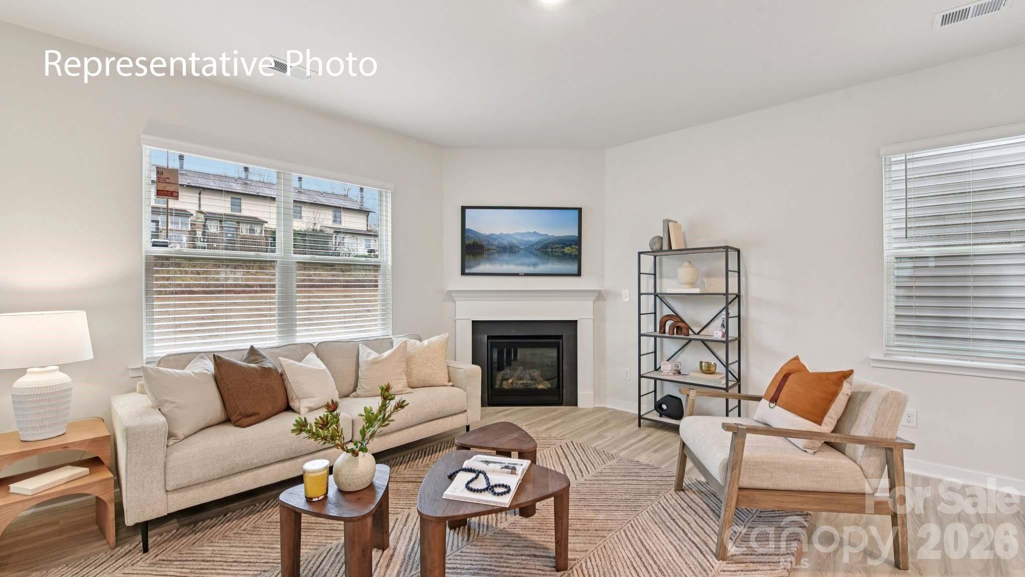 676 13th Avenue Drive NE — Hickory