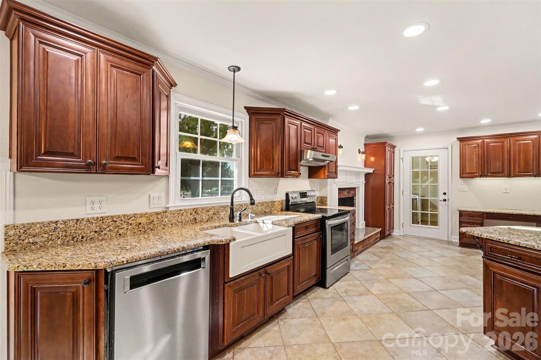 10858 Barberville Road — Fort Mill