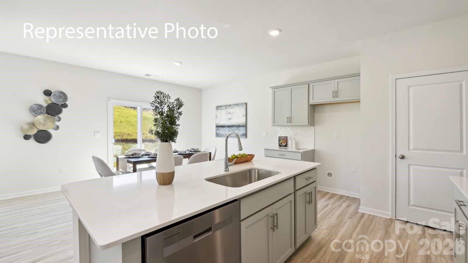 672 13th Avenue Drive NE — Hickory