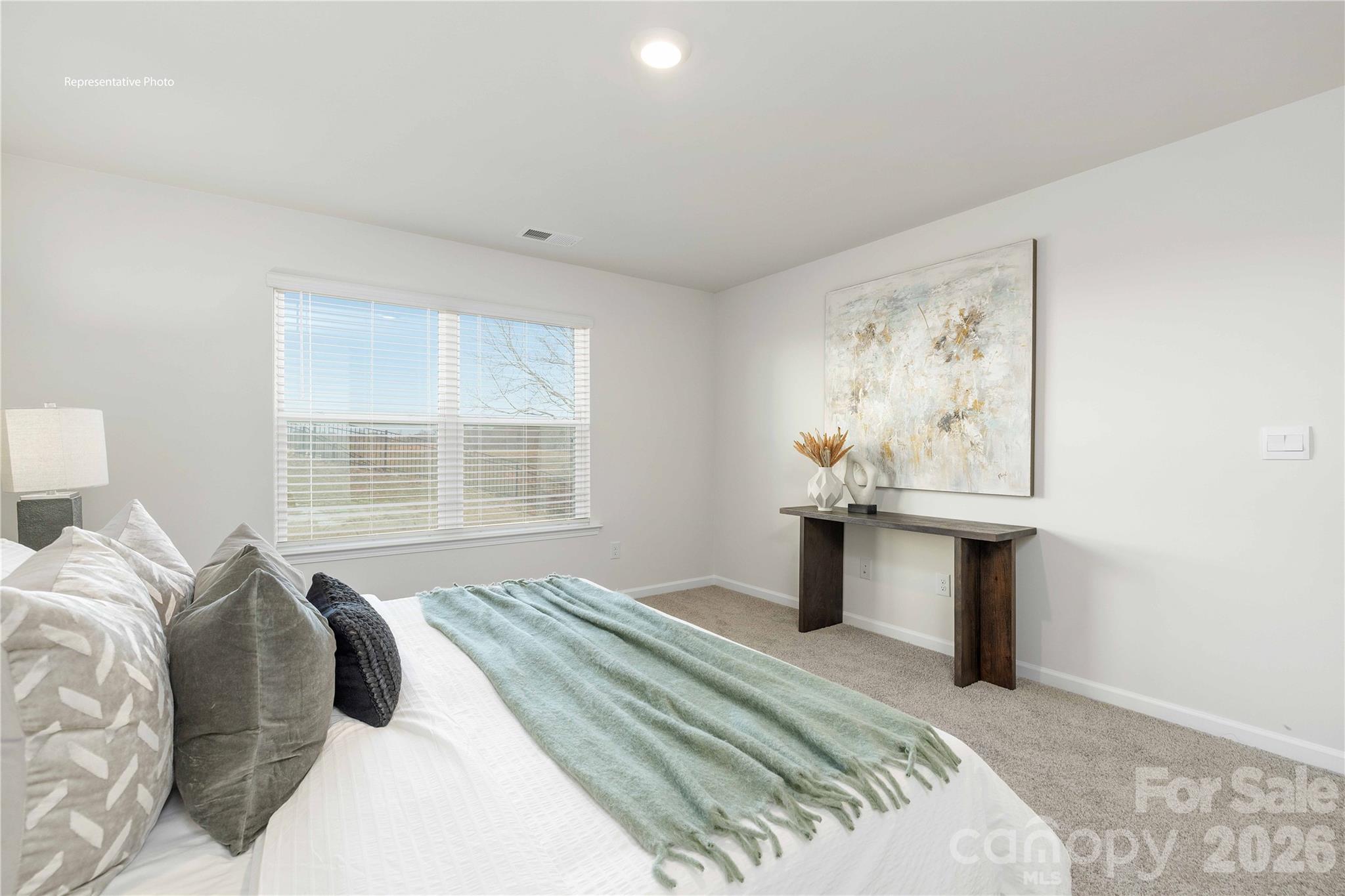 605 17th Avenue Drive NE — Hickory
