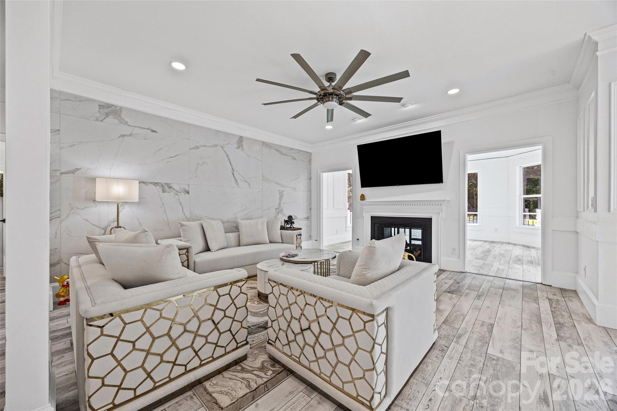 9827 Potter Road — Matthews