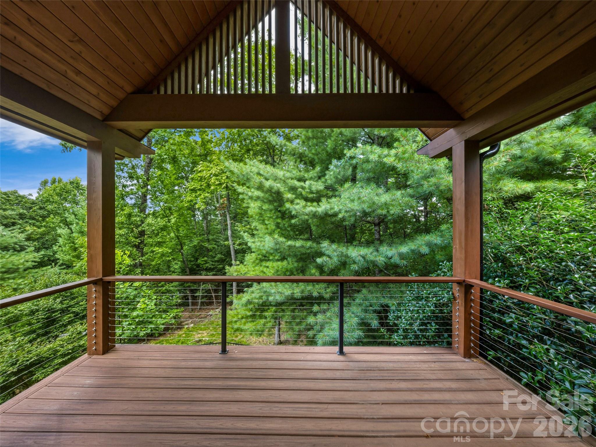 183 Chattooga Run — Hendersonville