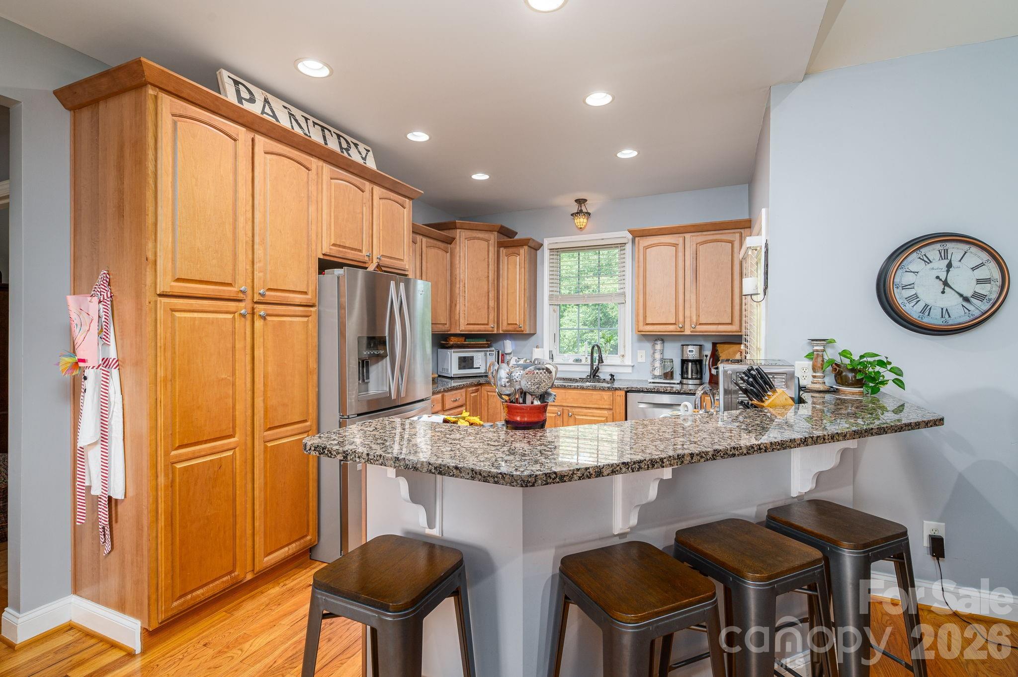 1855 Jetton Drive — Vale