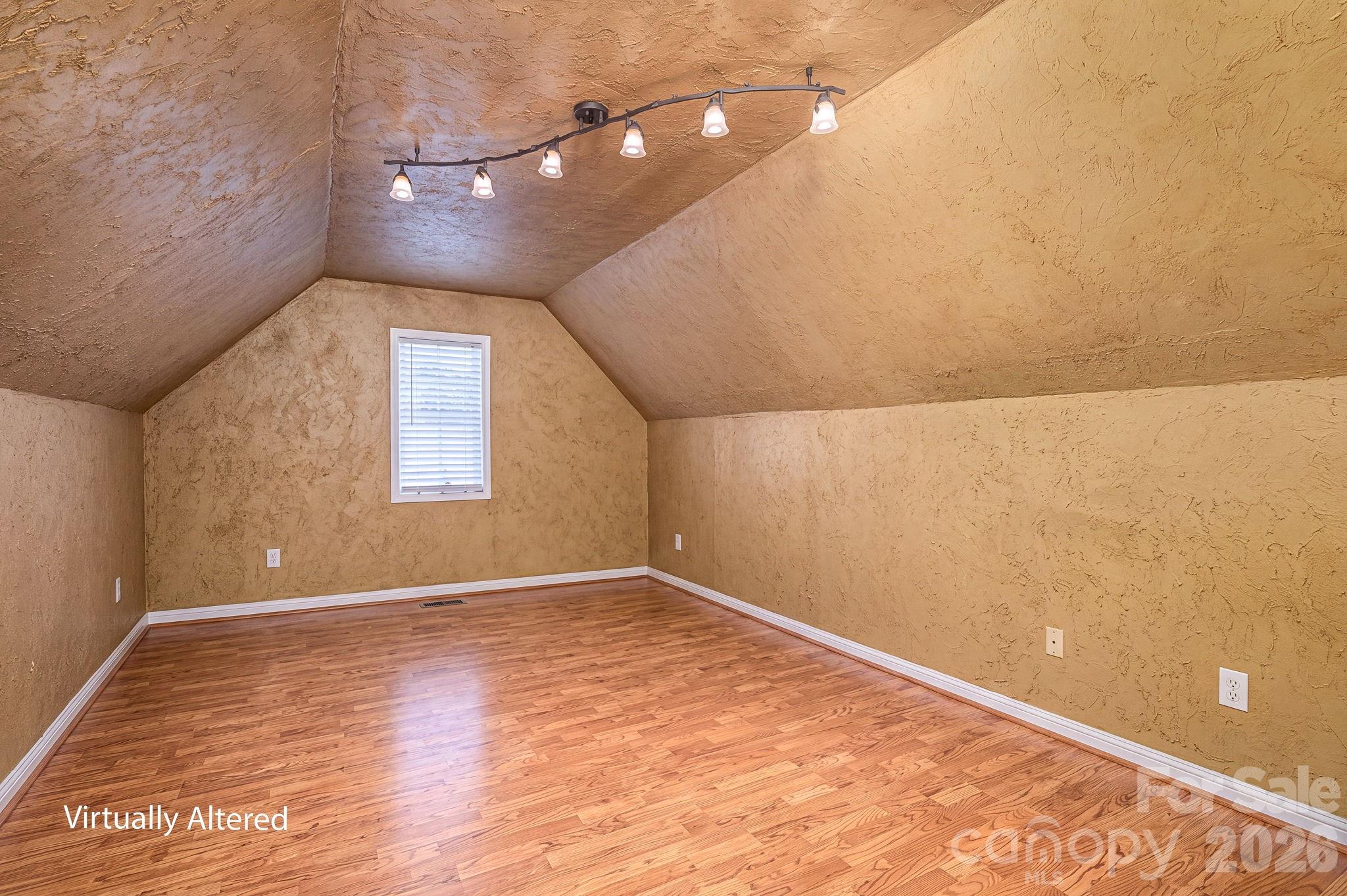 1855 Jetton Drive — Vale