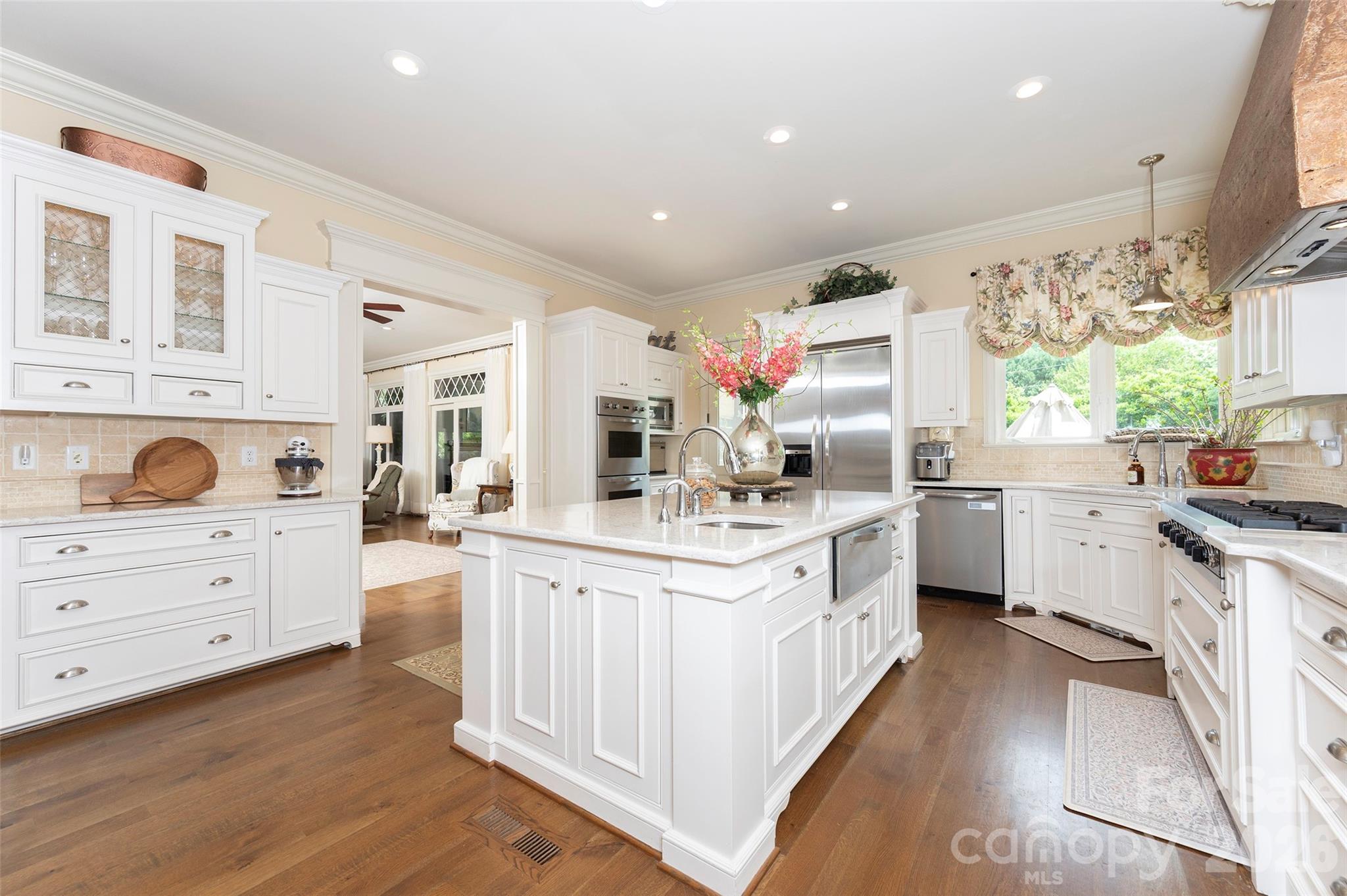 310 James Way — Bermuda Run
