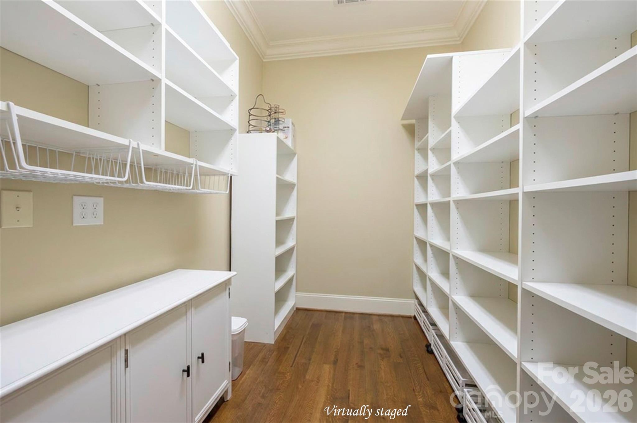 310 James Way — Bermuda Run