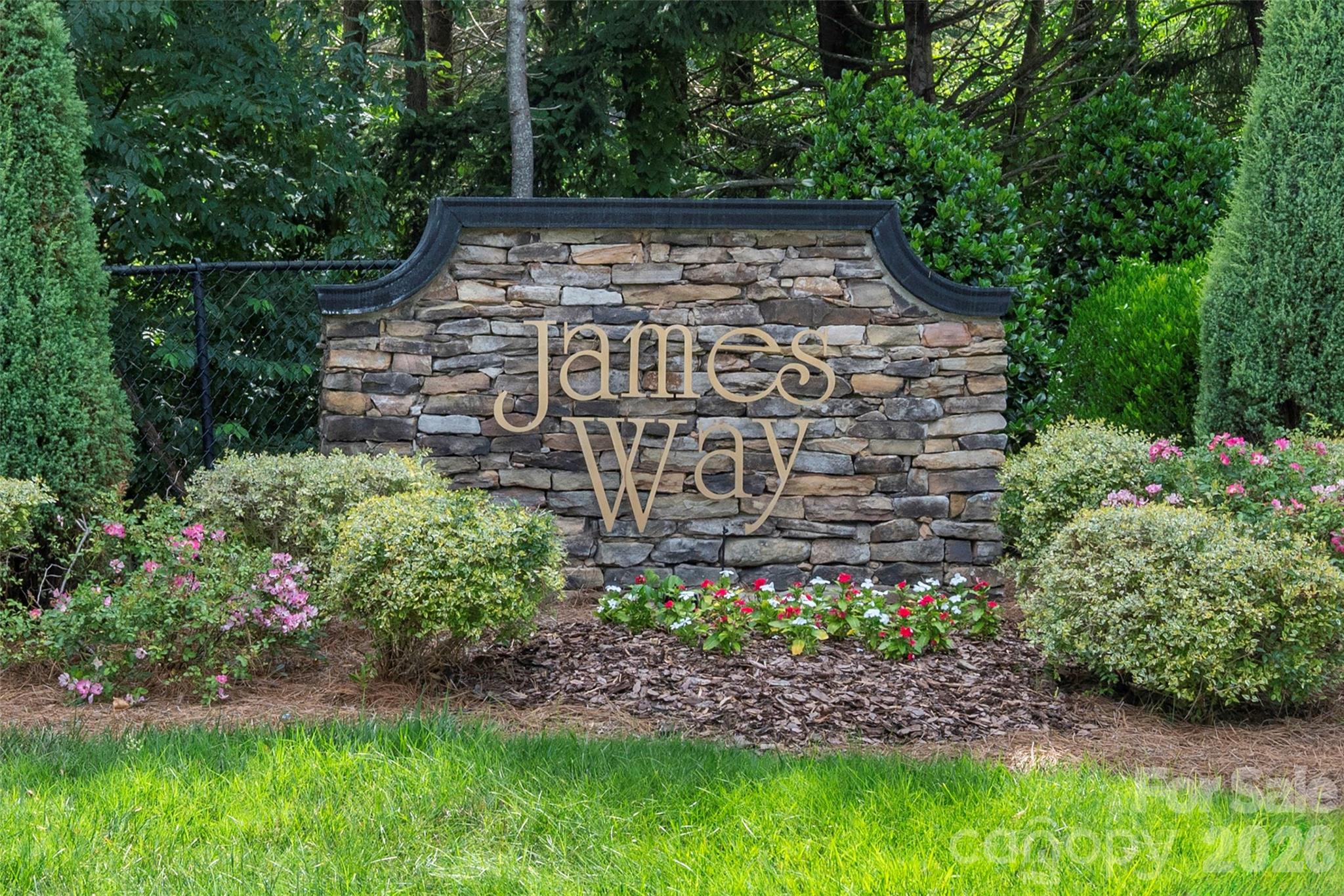 310 James Way — Bermuda Run