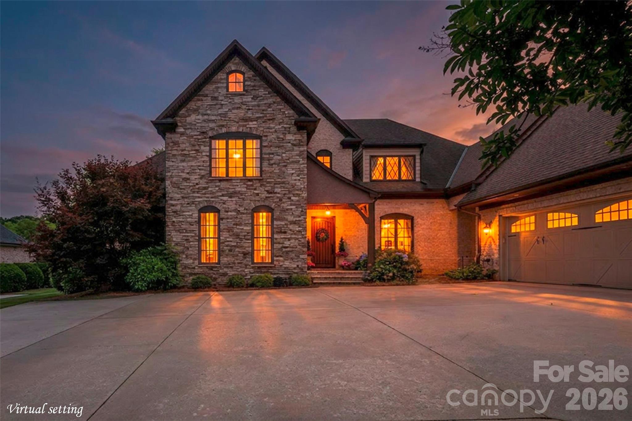 310 James Way — Bermuda Run