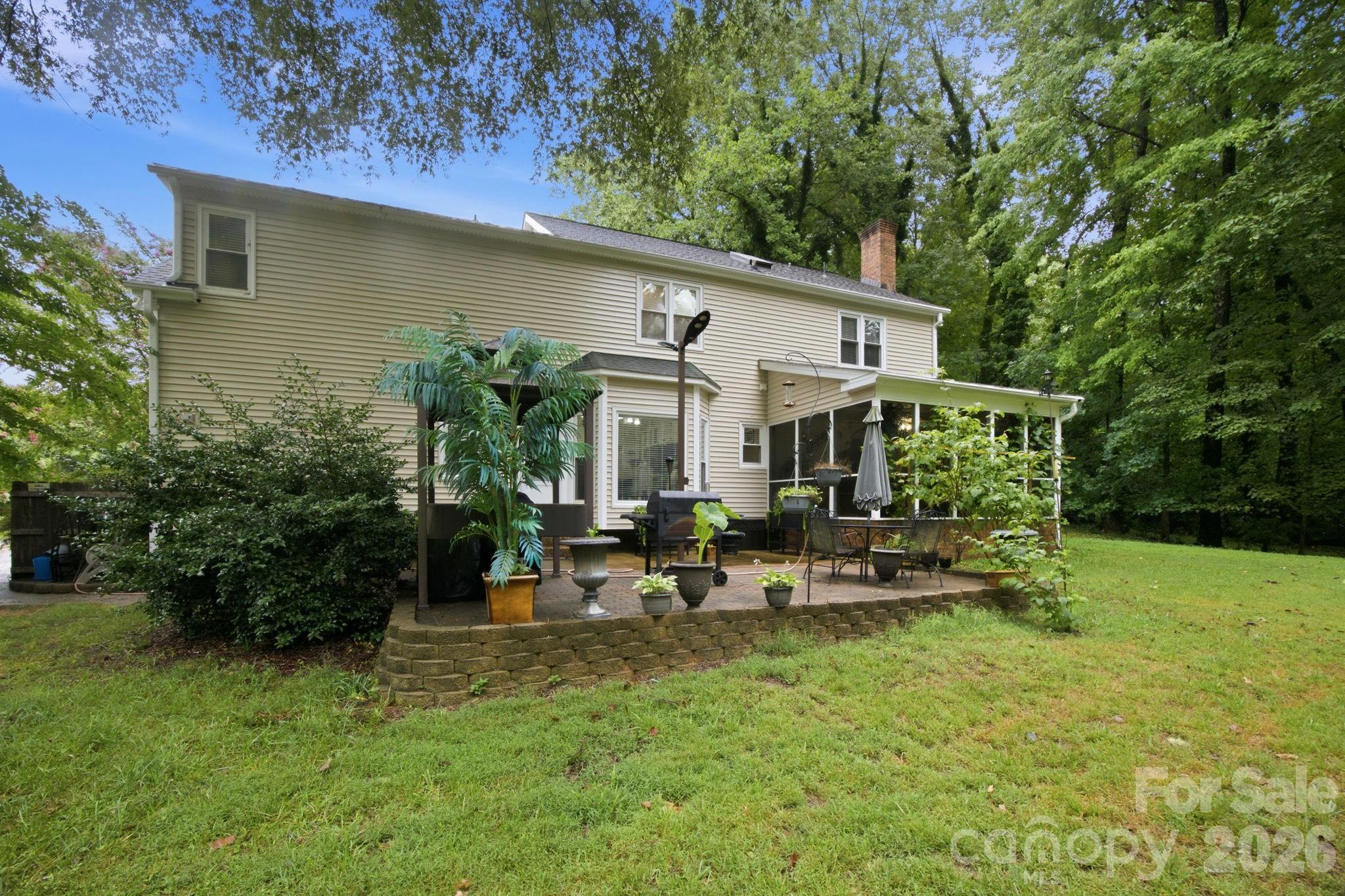115 Valley Glen Drive — Waxhaw