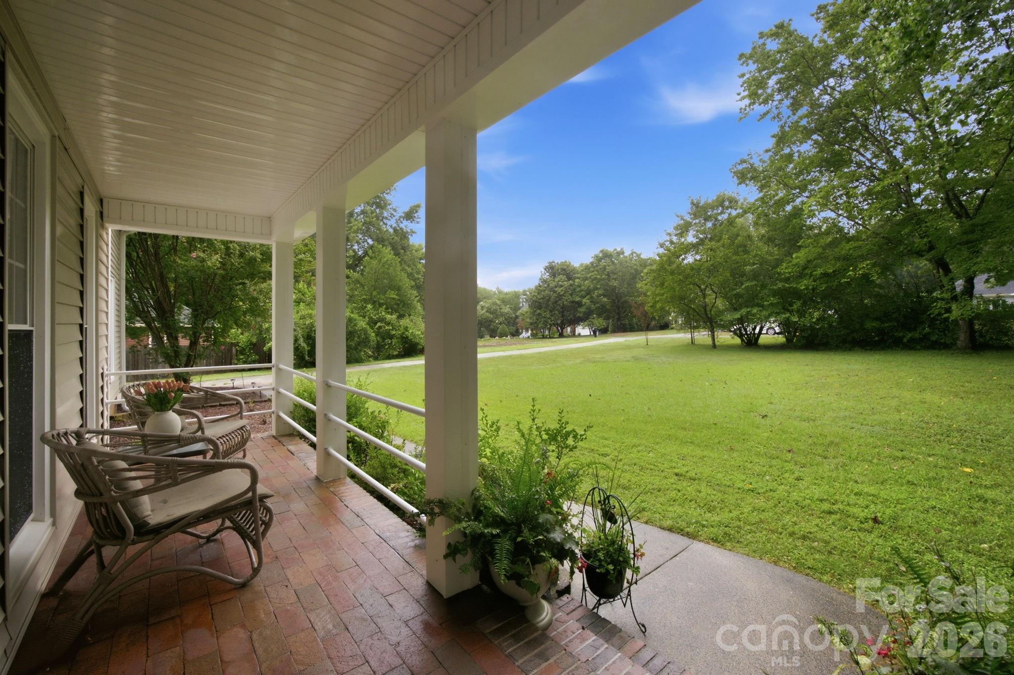 115 Valley Glen Drive — Waxhaw