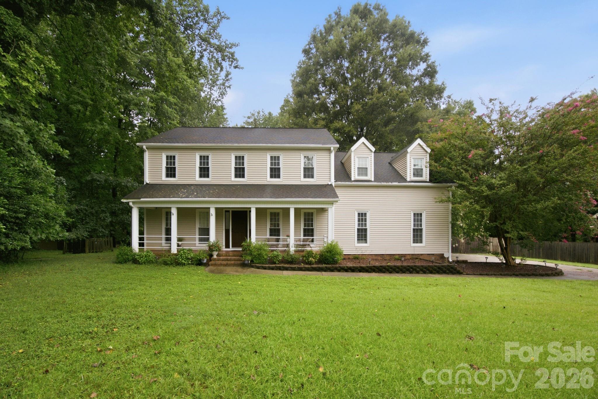 115 Valley Glen Drive — Waxhaw