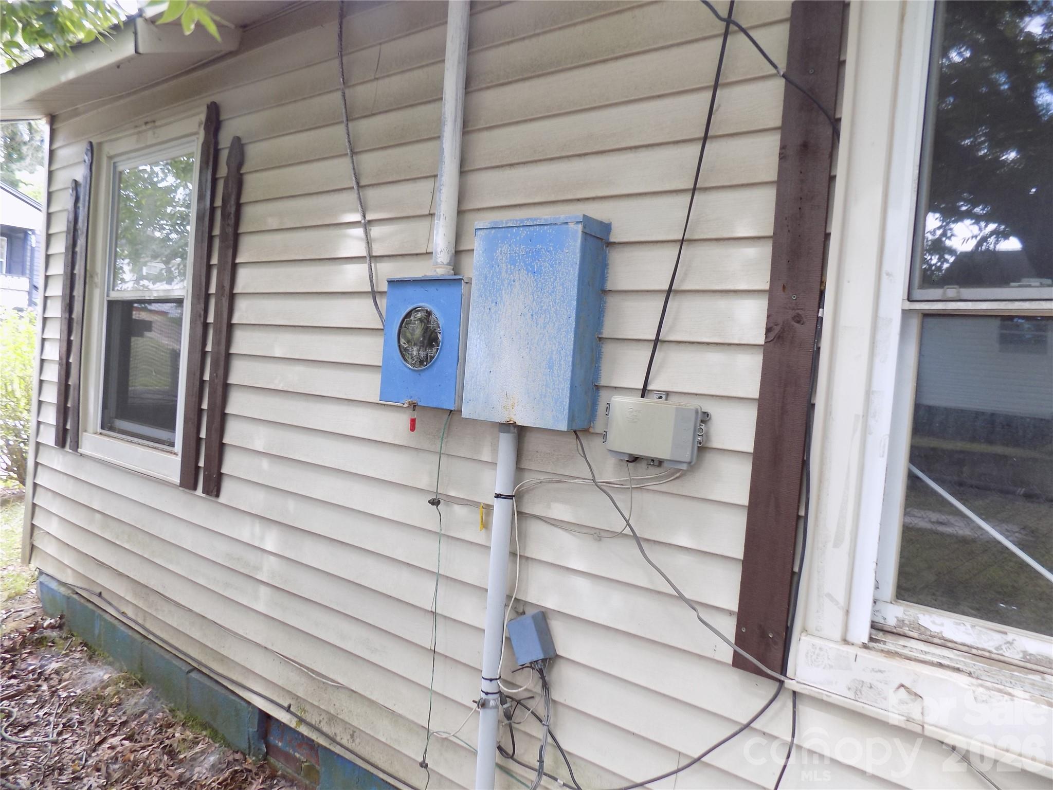 604 W Harrison Avenue — Gastonia