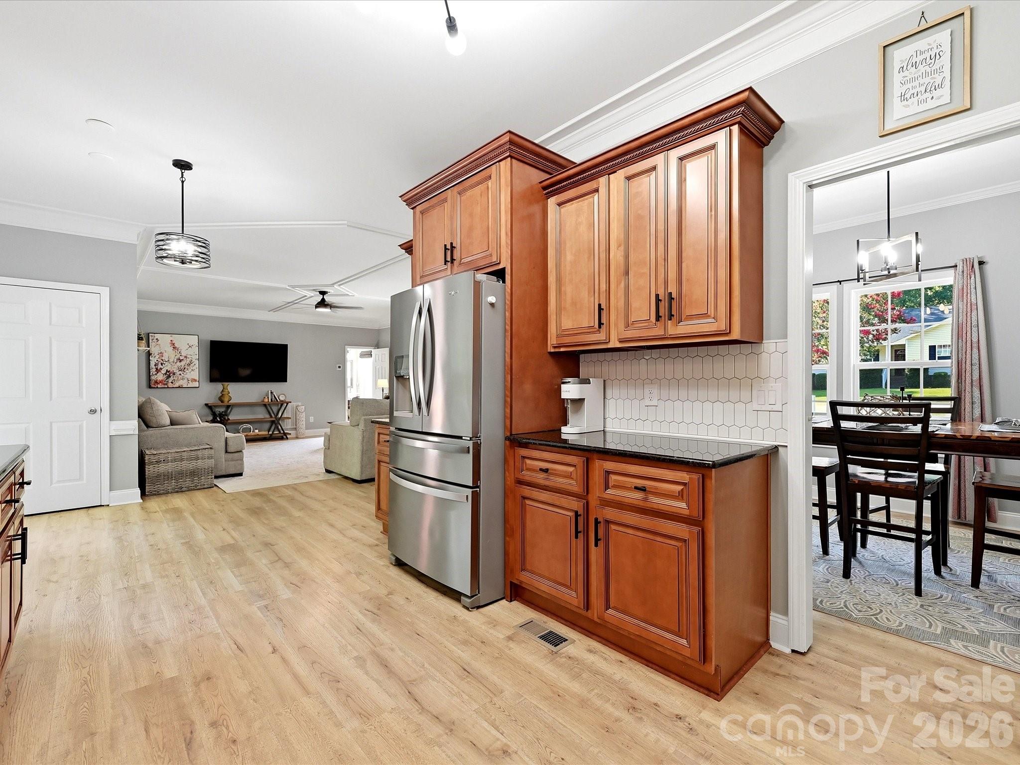 1401 Wall Street — Waxhaw
