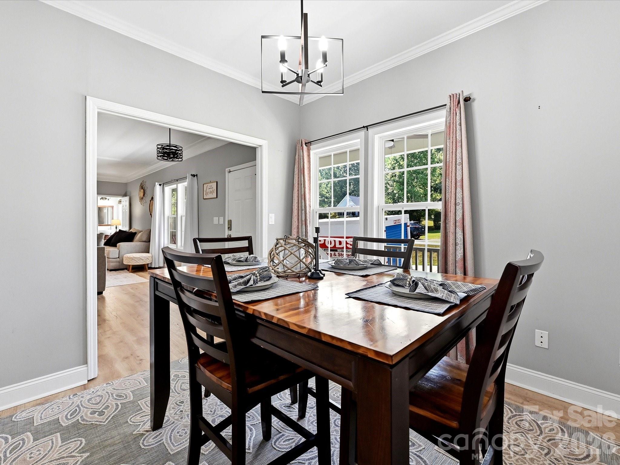 1401 Wall Street — Waxhaw