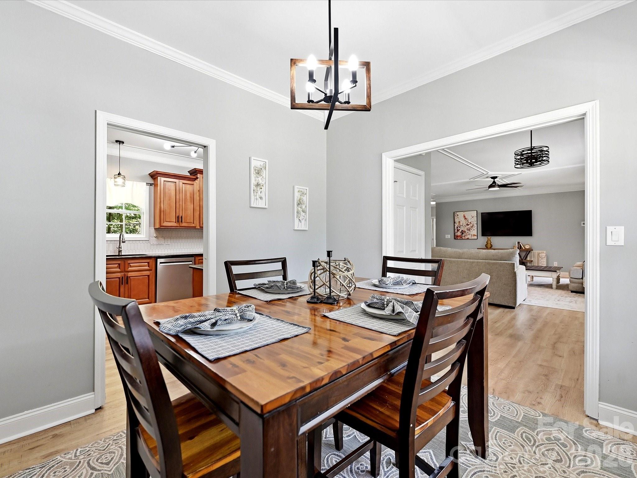 1401 Wall Street — Waxhaw